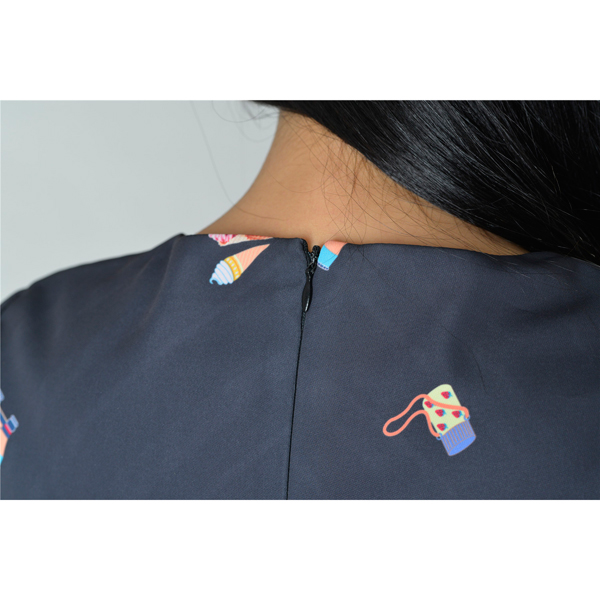 SY006數(shù)碼印花連衣裙細(xì)節(jié)圖 SY006數(shù)碼印花連衣裙細(xì)節(jié)圖